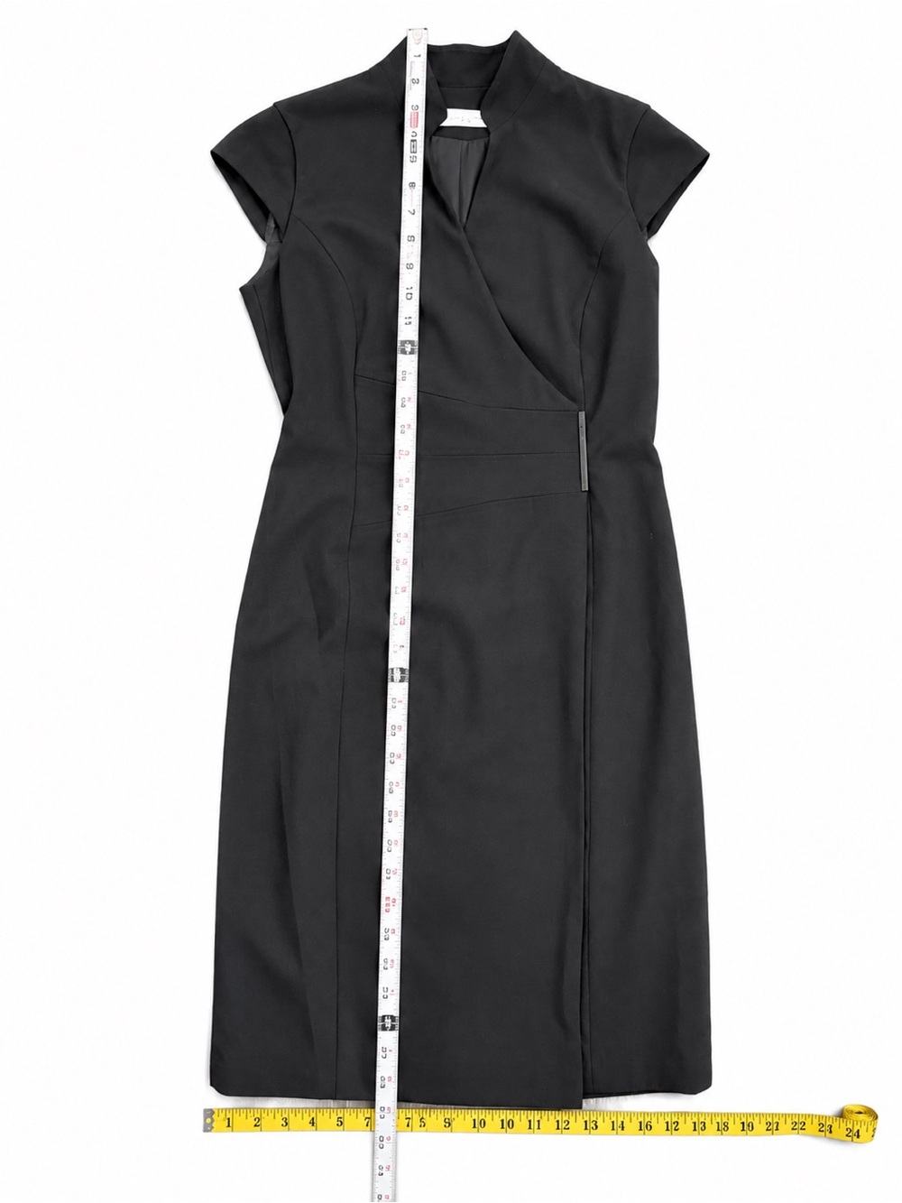 Calvin Klein (Carolyn Bassett) Style Black Cap-Sleeve Wrap Sheath Dress Size 2 - Picture 4 of 7